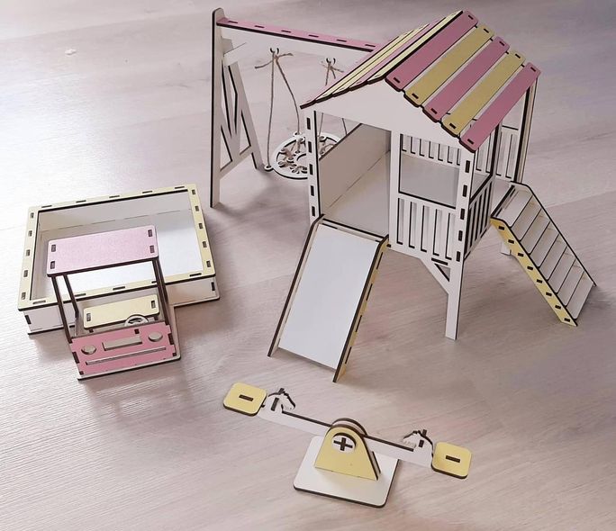 Ляльковий дерев'яний збірний будиночок конструктор фанерний "Рожеві сни" з меблями, текстилем та дитячим майданчиком